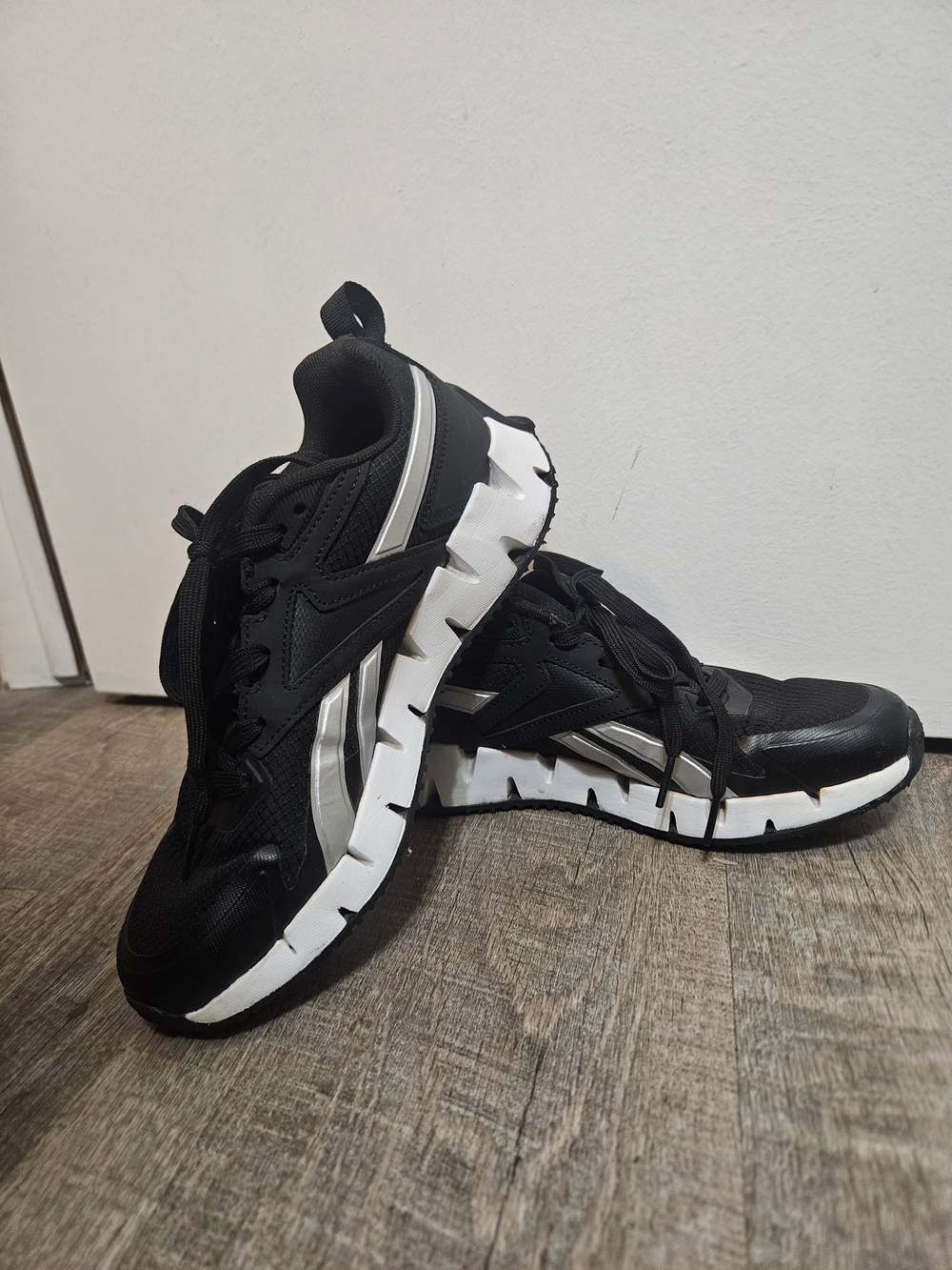 Reebok Float Zig 1 - Womens Athletic Shoe